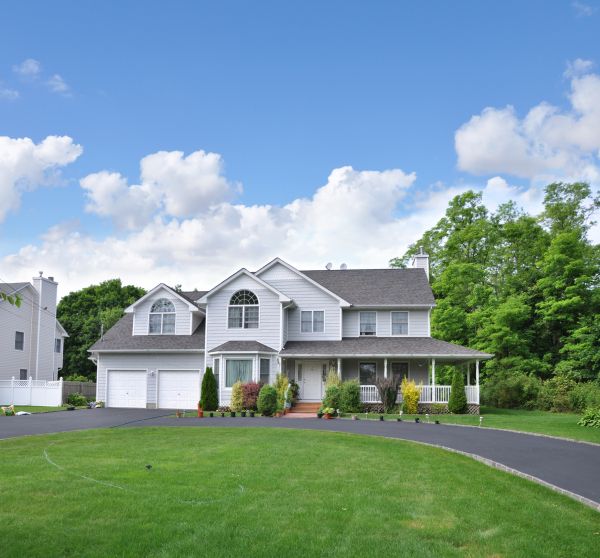Asphalt Driveway Sealcoating Service