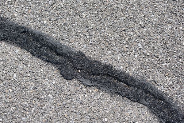 Driveway Crack Sealing in Kenner