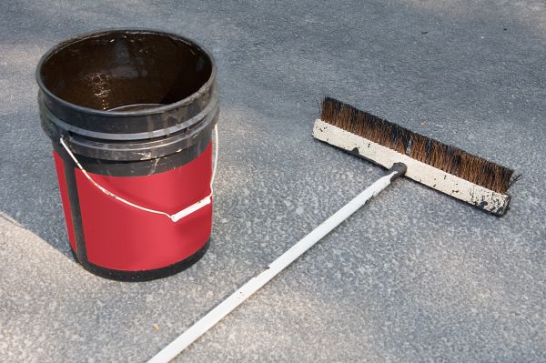 Residential Blacktop Sealing Service