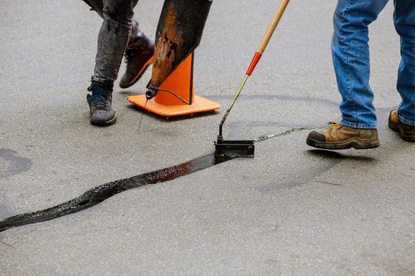 Parking Lot Crack Sealing in Kenner